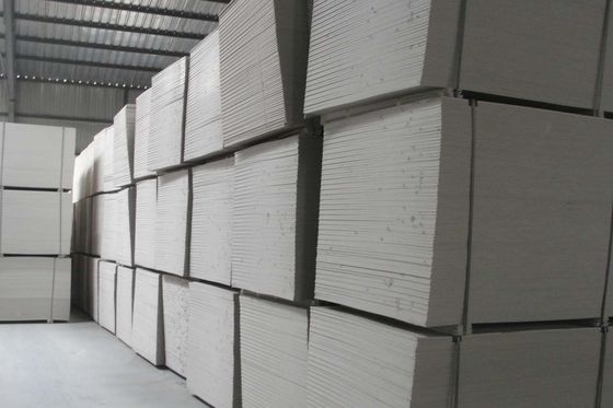 Сертифицированный SGS огнестойкий влагостойкий гипсовый потолок с звукоизоляцией