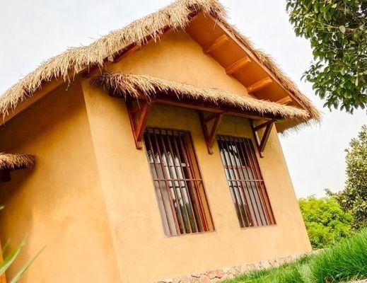 Огнестойкая оригинальная сверхдолгая продолжительность жизни синтетическая искусственная солома в лучшем случае