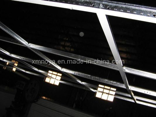 Металлический профиль для огнеупорных подвесных потолков из оцинкованной стали